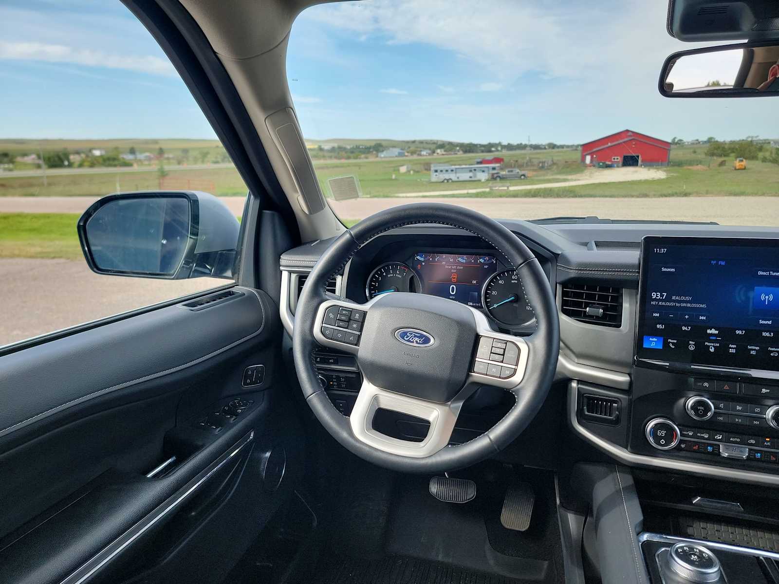 2024 Ford Expedition XLT - Photo 14