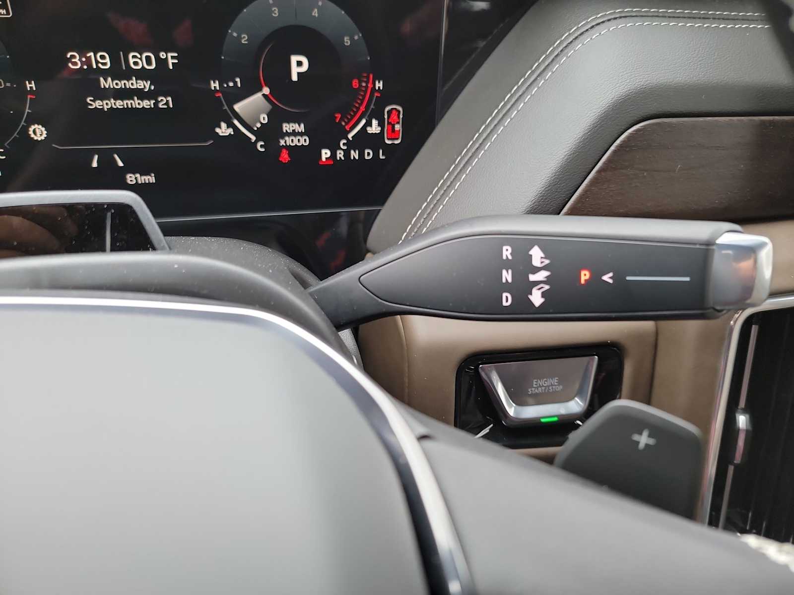 2026 GMC Yukon XL Denali Ultimate - Photo 20