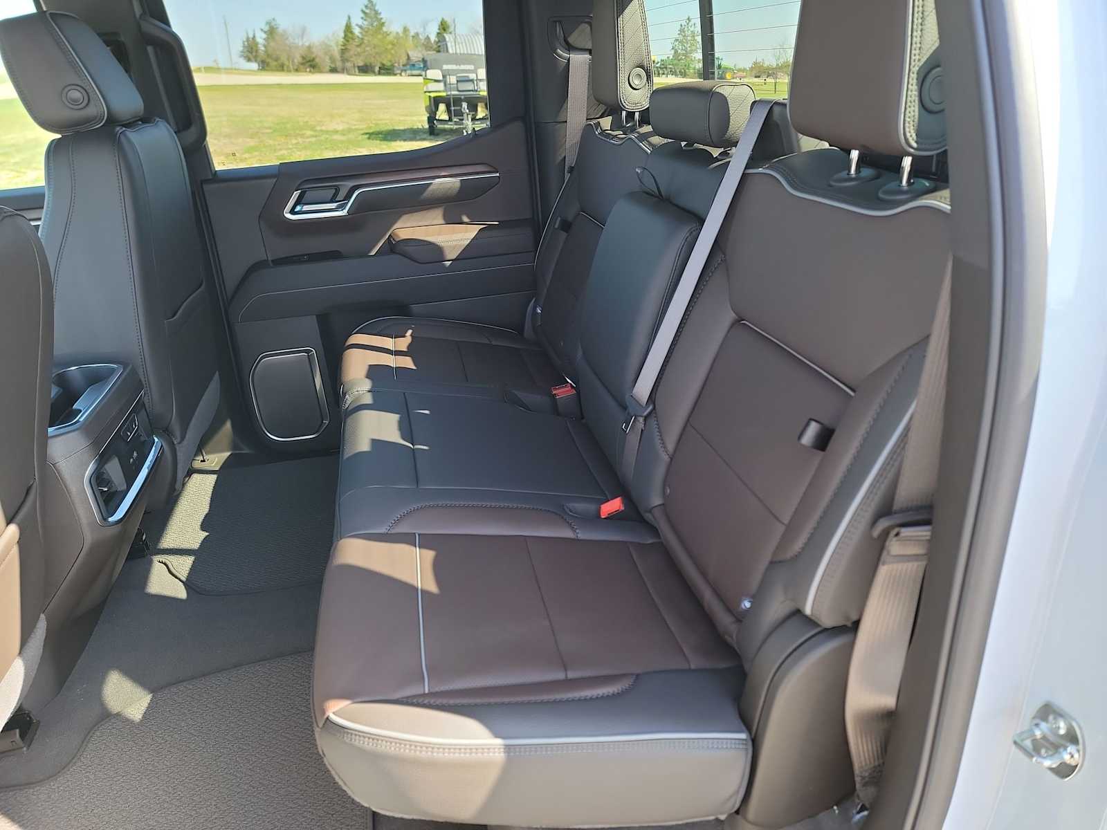 2026 GMC Sierra 1500 Denali - Photo 23