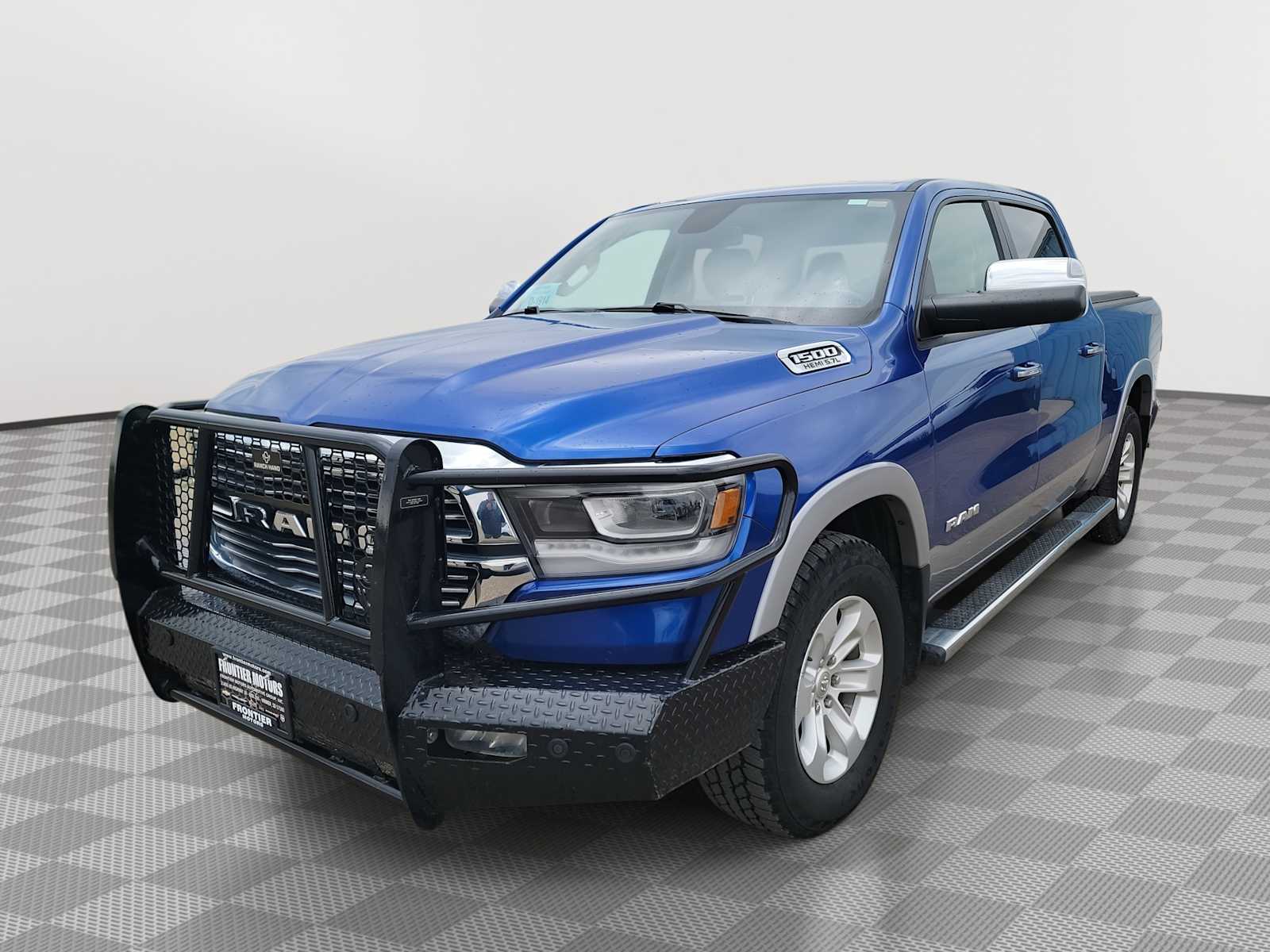 2019 RAM 1500 Laramie 4x4 Crew Cab 5'7's photo