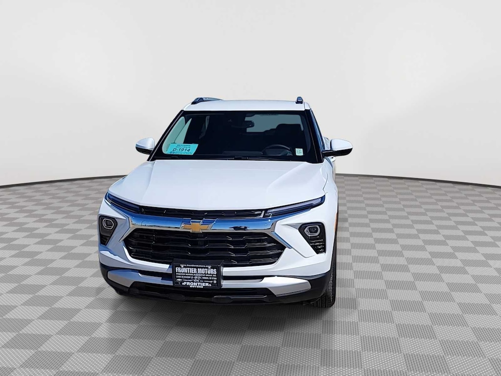 New 2026 Chevrolet Trailblazer LT DEMO SUV