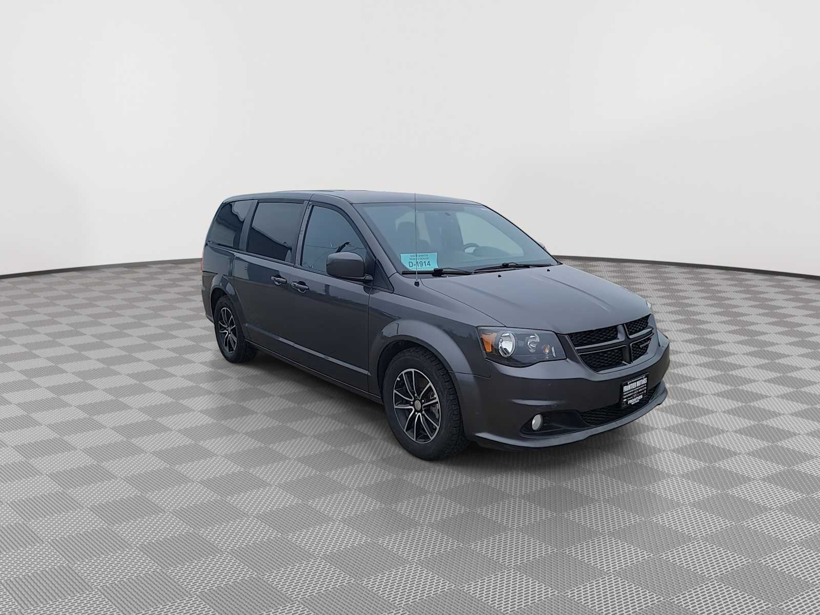 Used 2018 Dodge Grand Caravan GT with VIN 2C4RDGEG9JR219363 for sale in Winner, SD