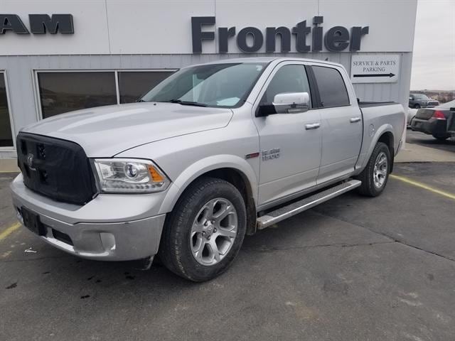 2018 RAM 1500 Laramie 4x4 Crew Cab 5'7's photo