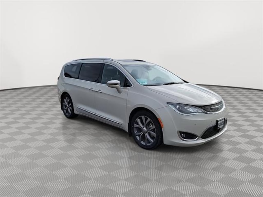 Used 2020 Chrysler Pacifica Limited Van Passenger Van