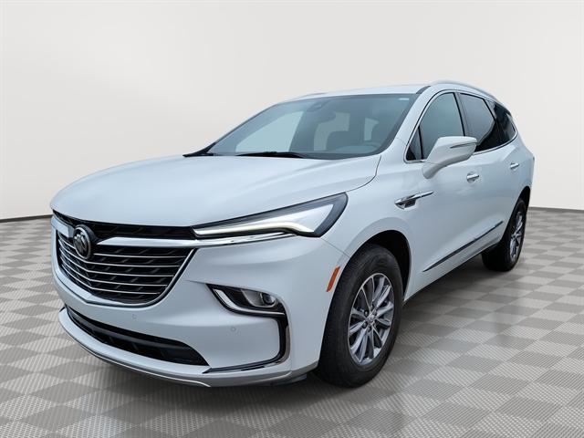 2023 Buick Enclave Essence AWD's photo