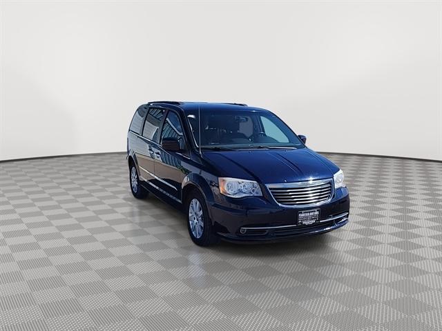 Used 2016 Chrysler Town & Country Touring with VIN 2C4RC1BG4GR104229 for sale in Winner, SD