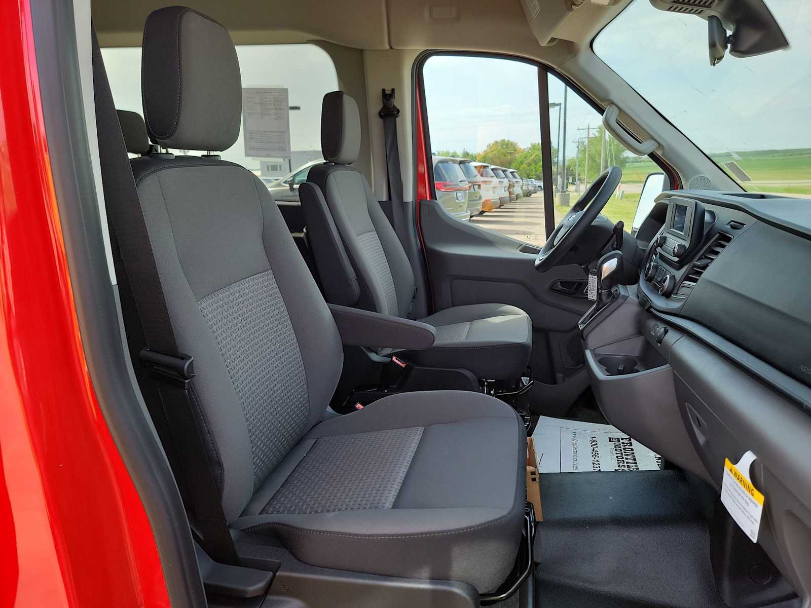 2024 Ford Transit Passenger Van XL - Photo 24