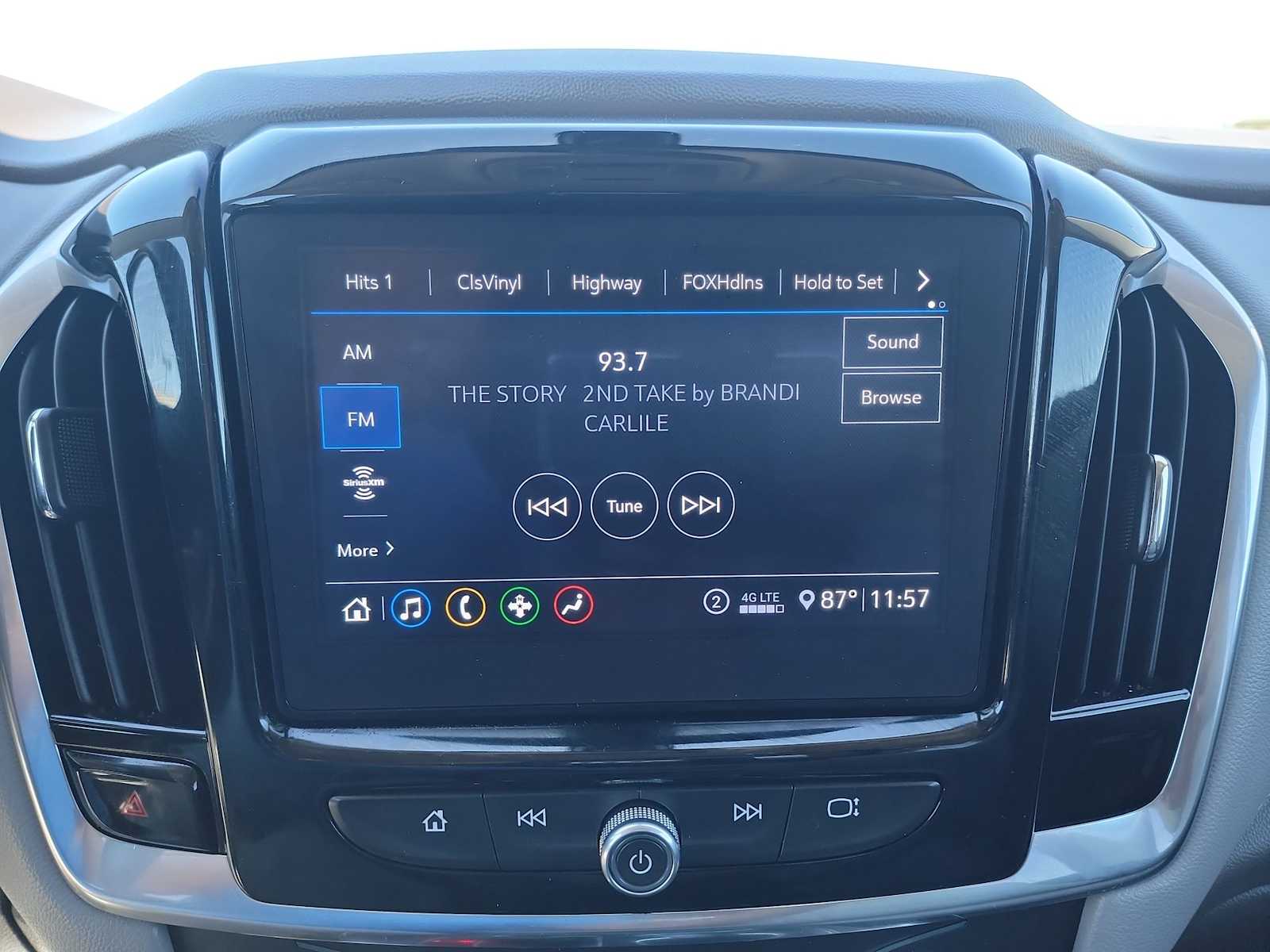 2021 Chevrolet Traverse 1LT - Photo 16