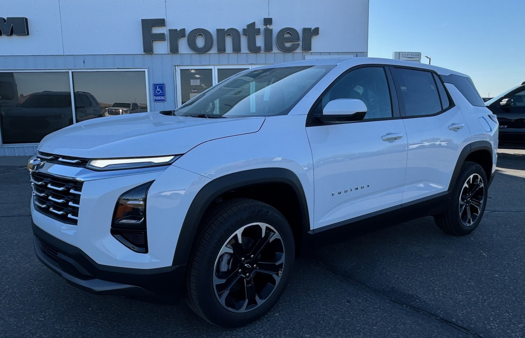 2026 Chevrolet Equinox AWD LT 1.5T's photo