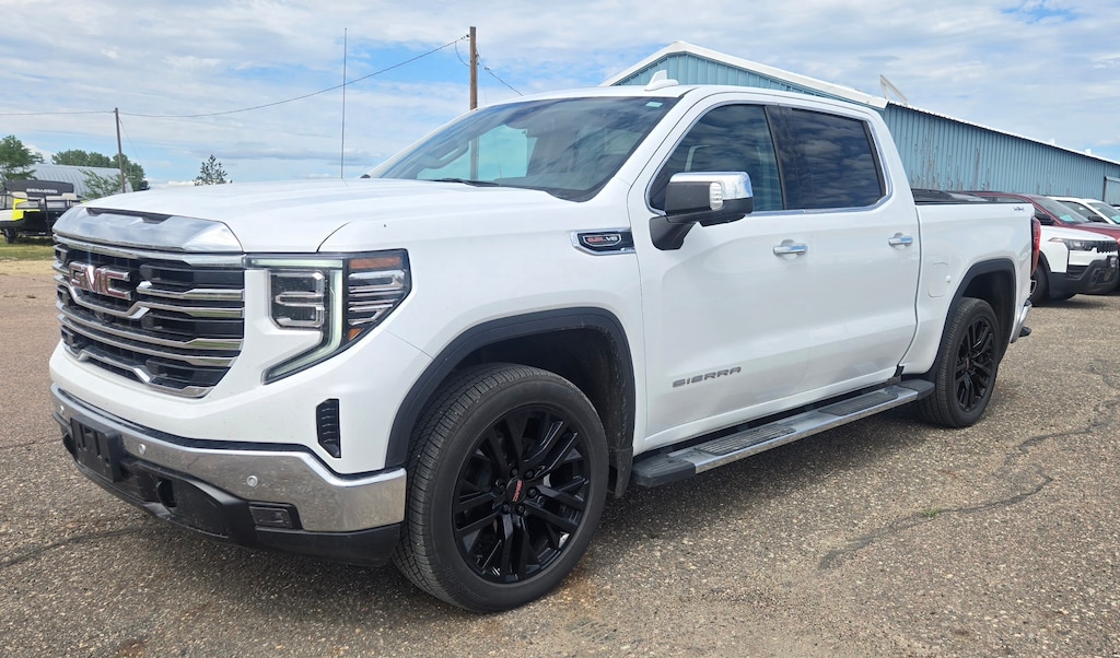 Used 2025 GMC Sierra 1500 SLT Truck Crew Cab