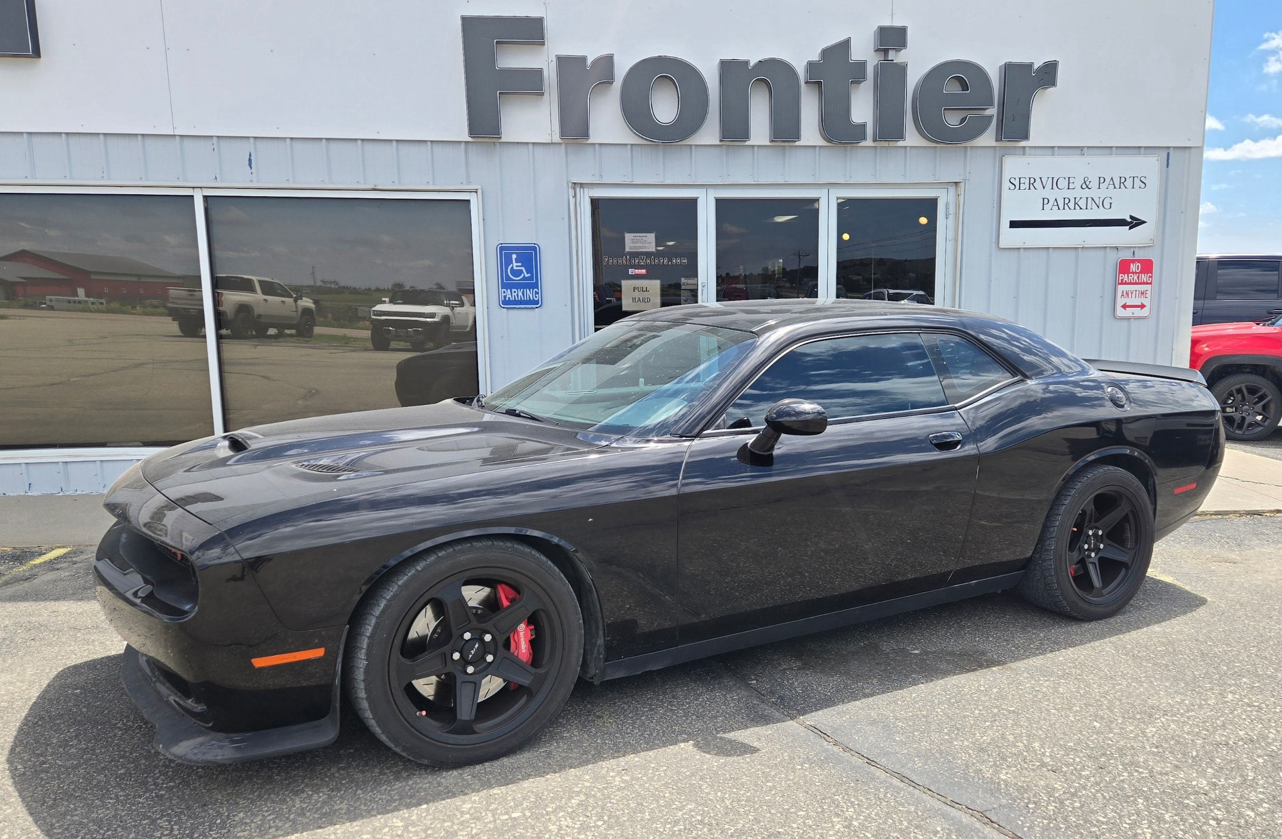 2015 Dodge Challenger SRT Hellcat's photo