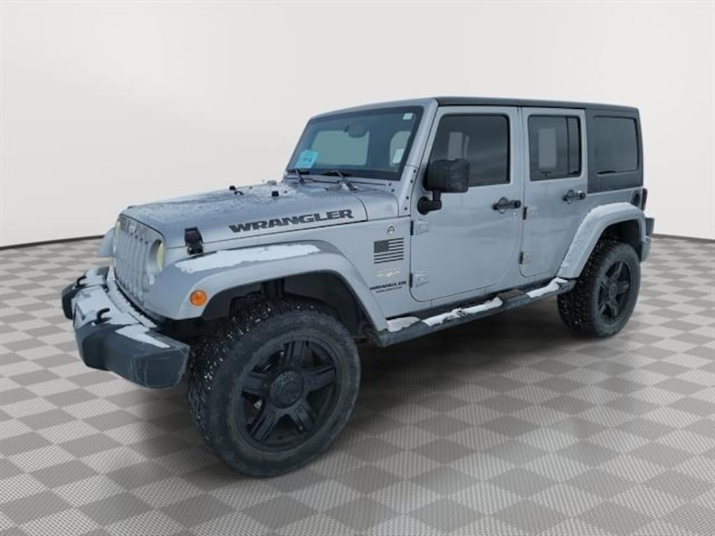 Used 2013 Jeep Wrangler Unlimited Sahara SUV