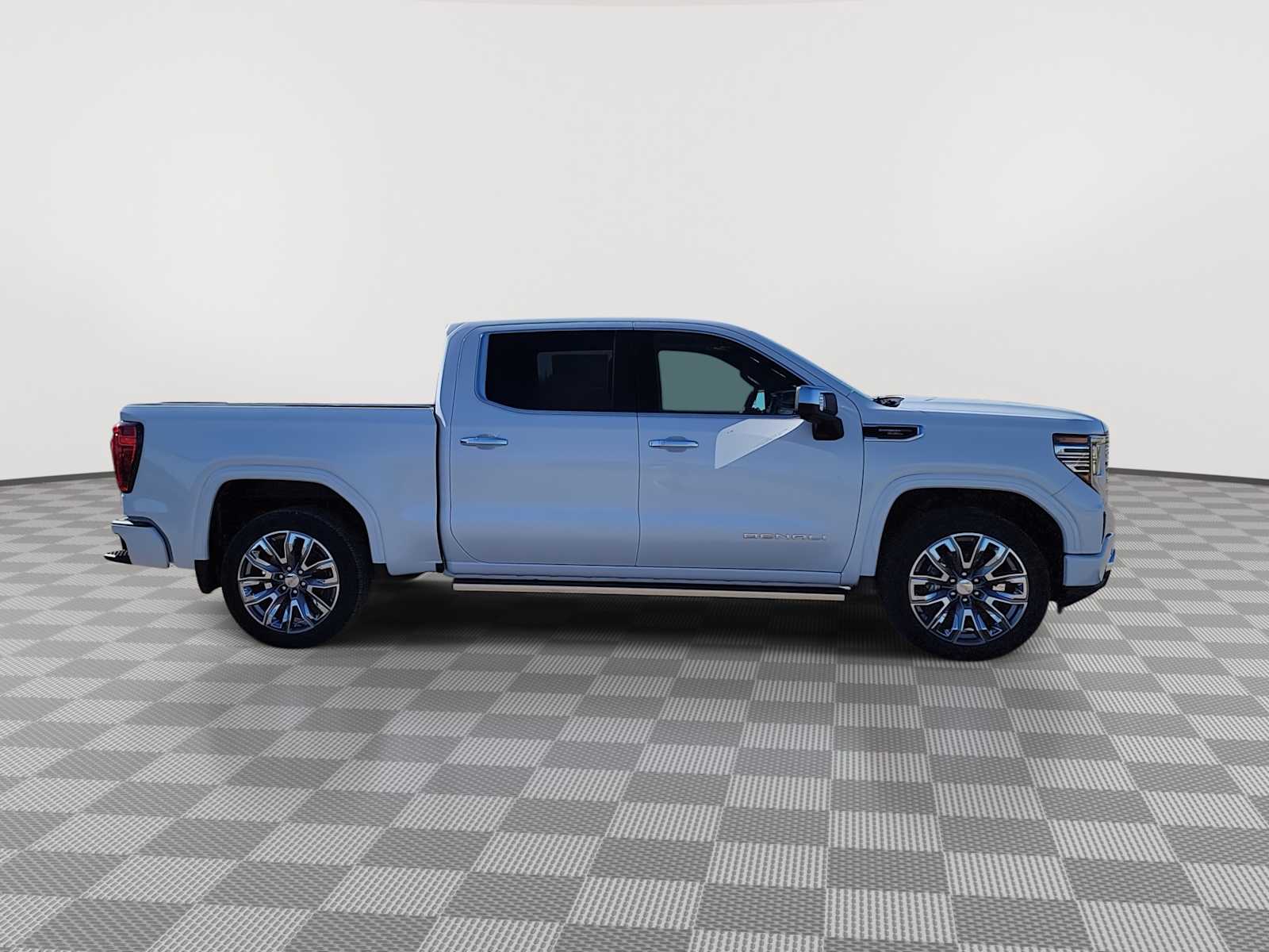 2026 GMC Sierra 1500 Denali - Photo 9