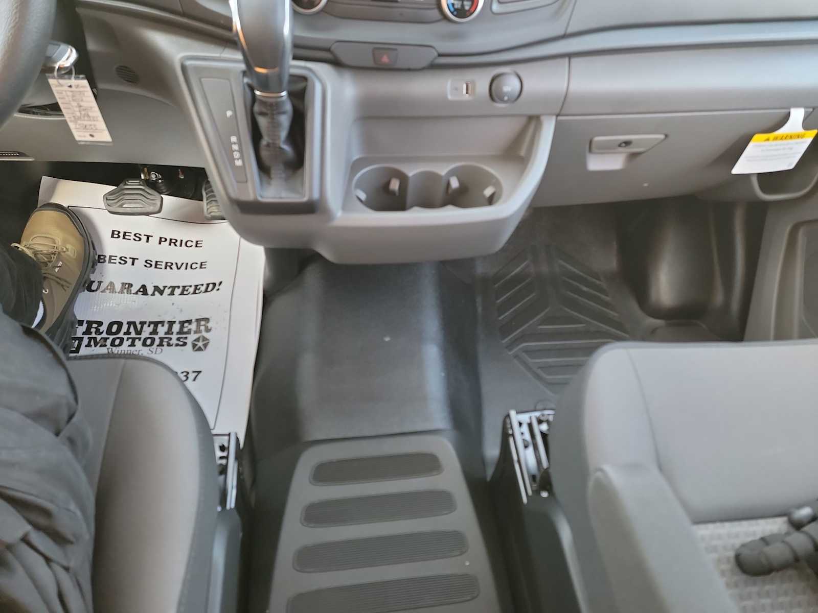 2024 Ford Transit Passenger Van XL - Photo 20