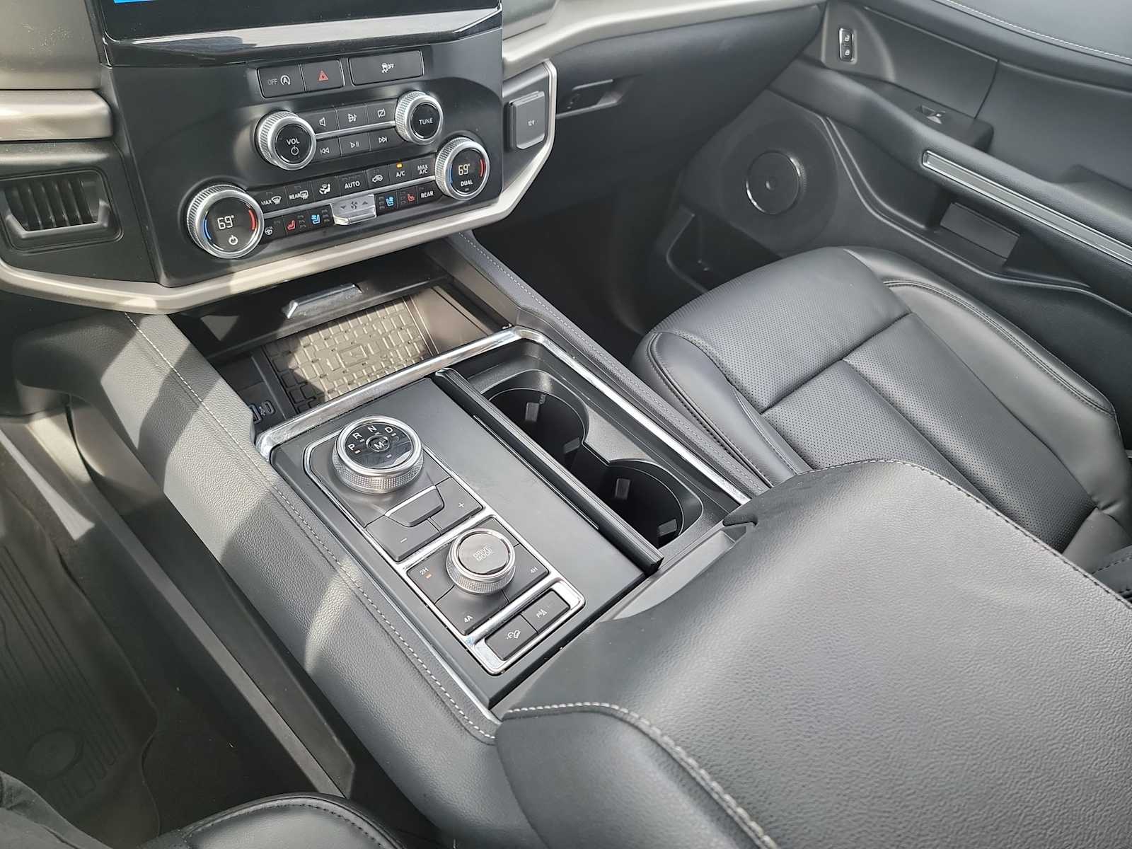 2024 Ford Expedition XLT - Photo 21