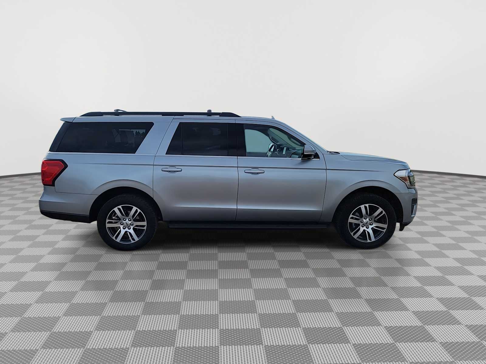 2024 Ford Expedition XLT - Photo 9