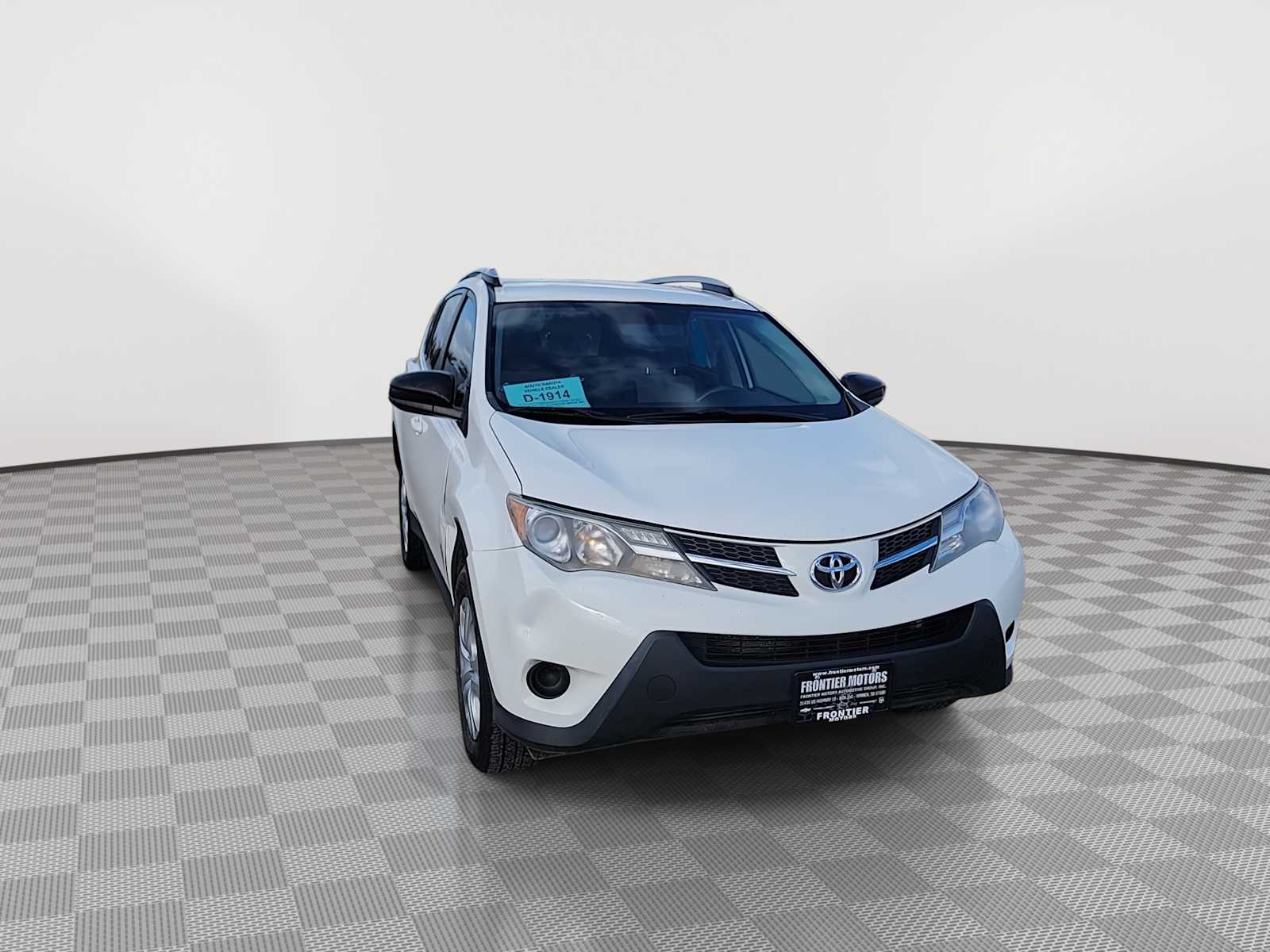 Used 2014 Toyota RAV4 LE with VIN JTMBFREV8E5029482 for sale in Winner, SD
