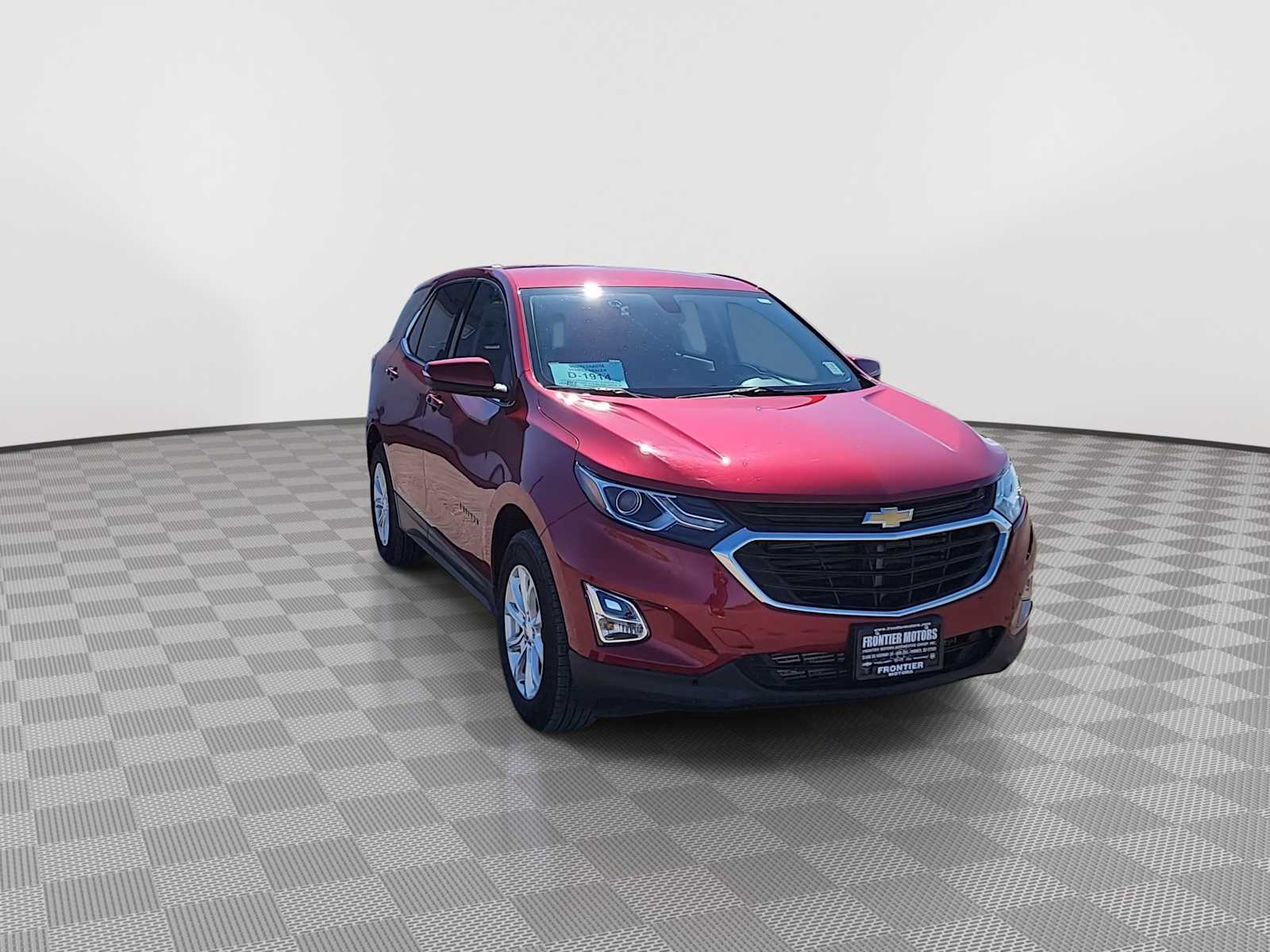 Used 2019 Chevrolet Equinox LT with VIN 2GNAXUEV5K6203267 for sale in Winner, SD