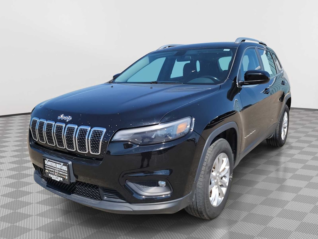 Used 2019 Jeep Cherokee Latitude 4x4 SUV