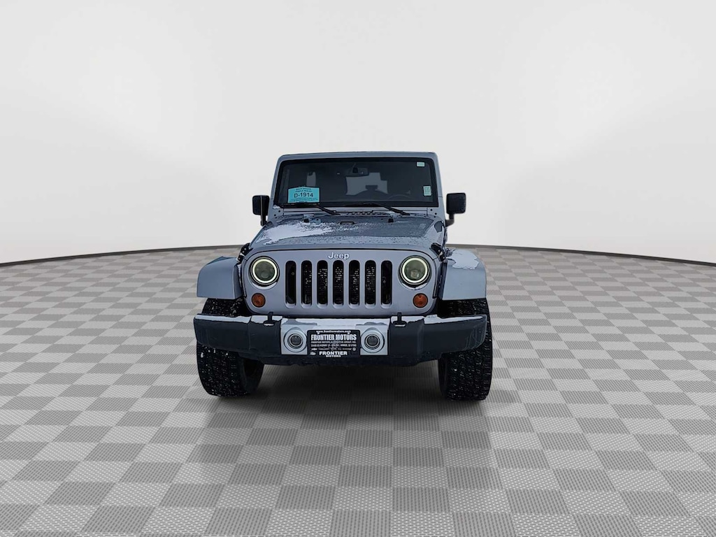 Used 2013 Jeep Wrangler Unlimited Sahara SUV