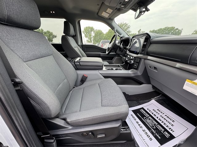 2025 Ford F-150 XLT - Photo 13