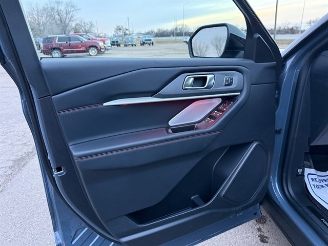 2026 Ford Explorer ST - Photo 11