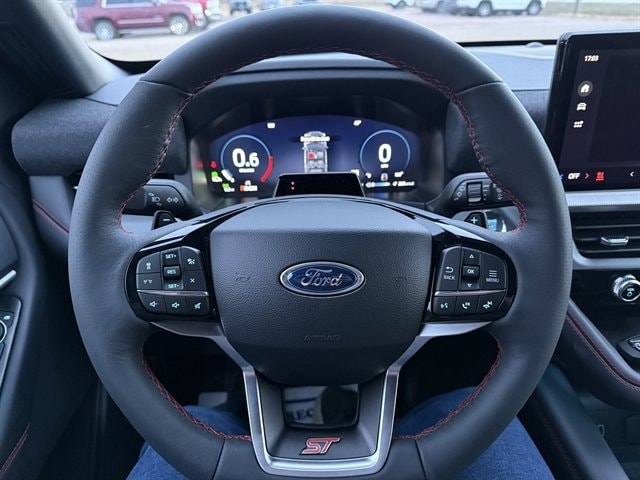 2026 Ford Explorer ST - Photo 16