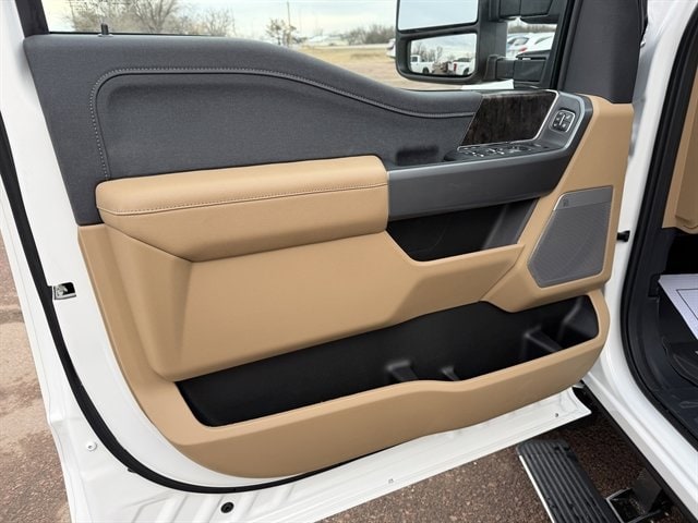 2026 Ford F-350 Super Duty Lariat - Photo 15