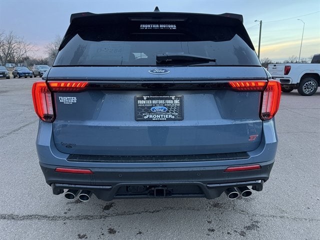 2026 Ford Explorer ST - Photo 6
