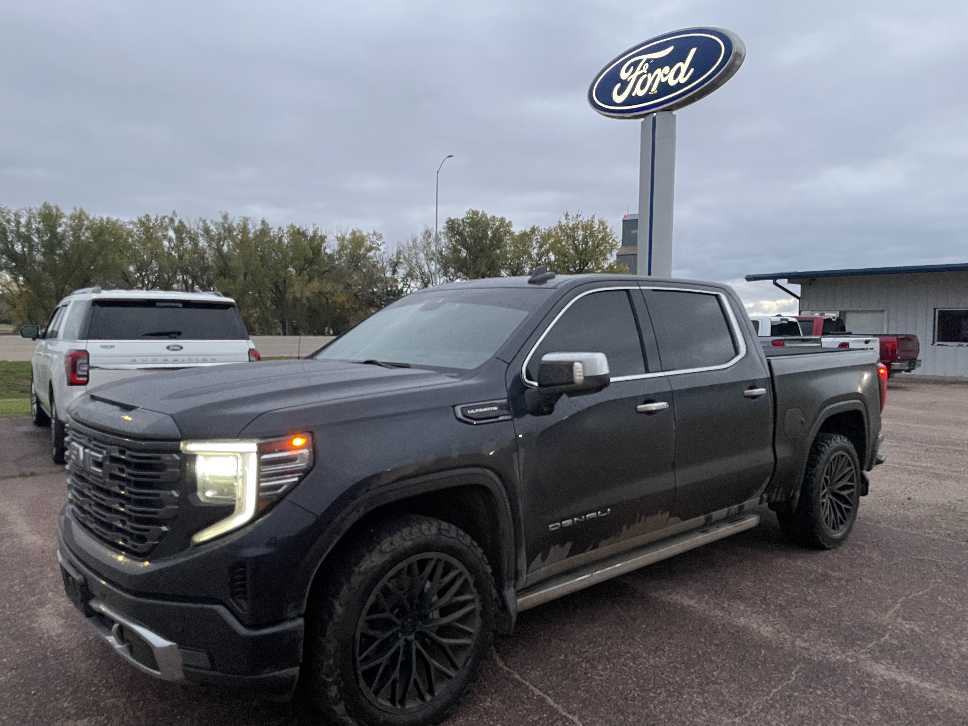 2023 GMC Sierra 1500 Denali