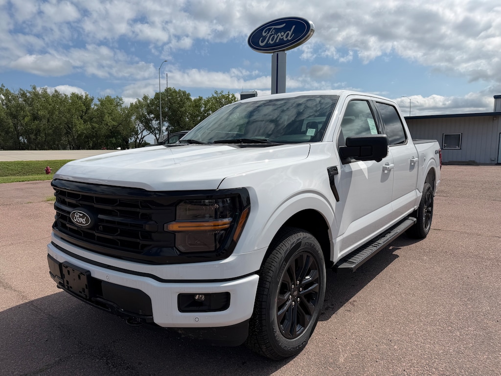New 2026 Ford F-150 XLT Truck SuperCrew Cab
