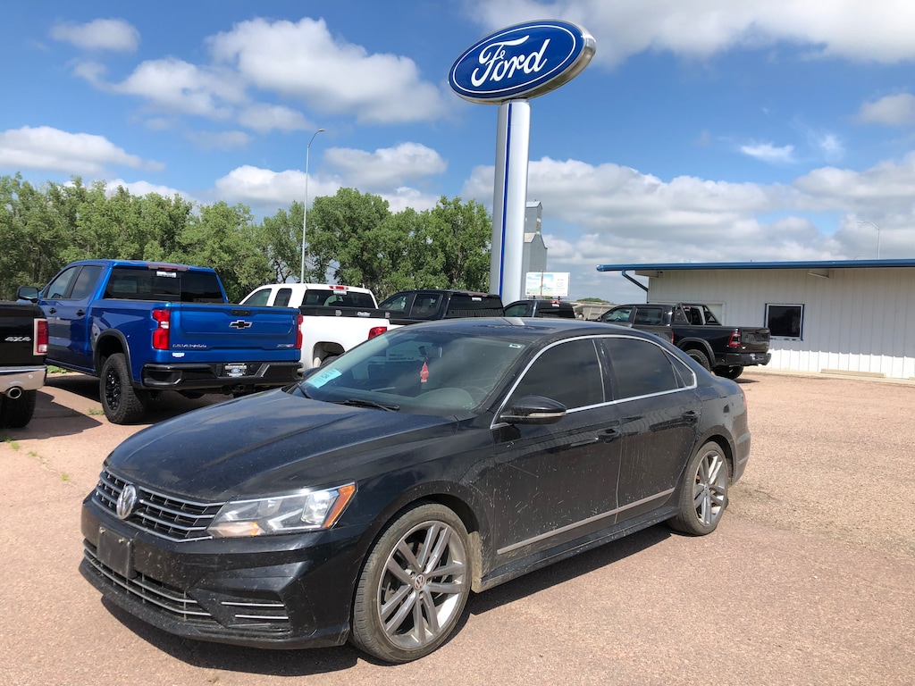 Used 2016 Volkswagen Passat 1.8T Sedan