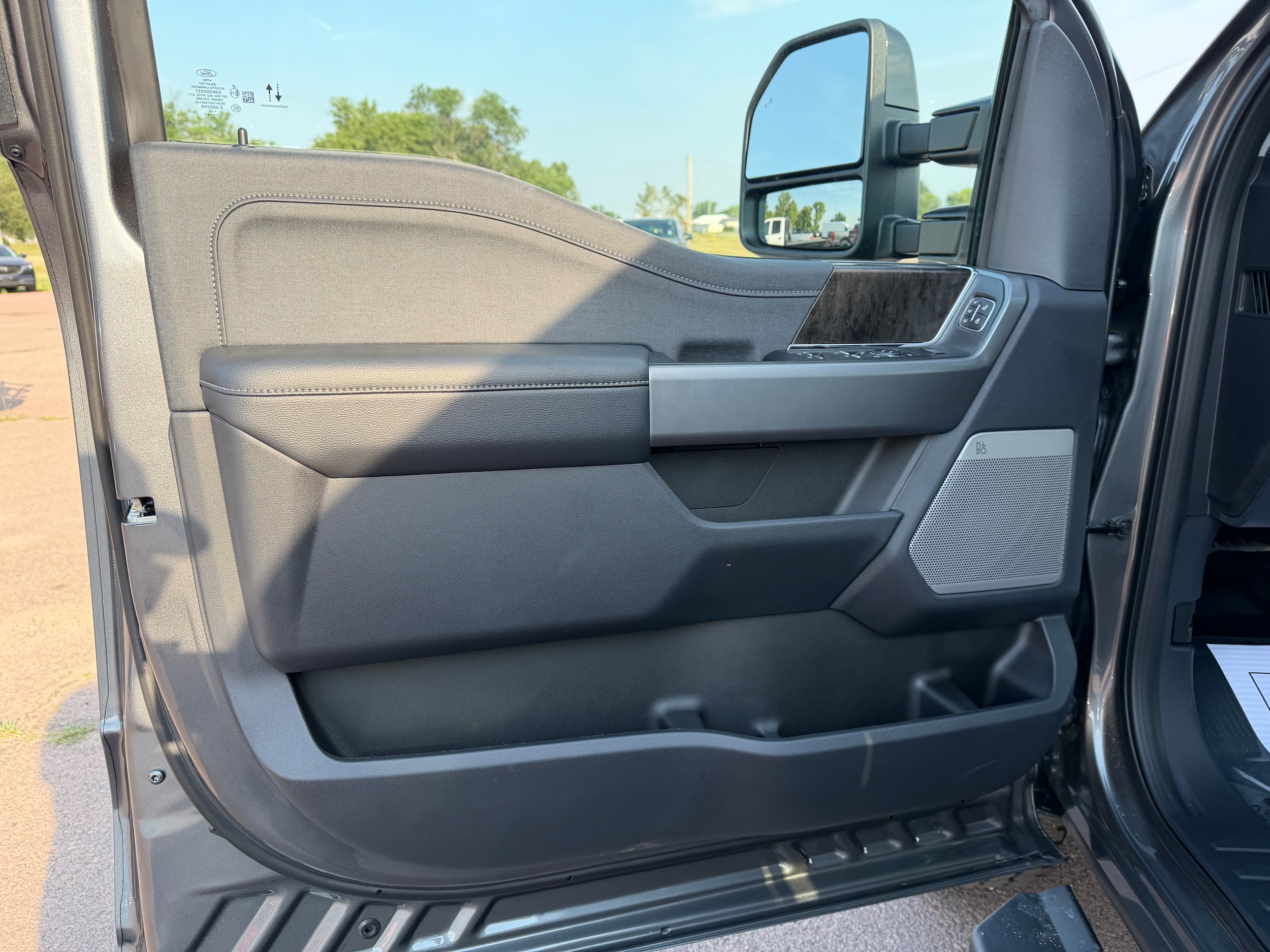 2026 Ford F-350 Super Duty Lariat - Photo 14