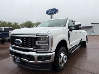 2026 Ford F-350 Lariat 8' Box DRW Truck Crew Cab