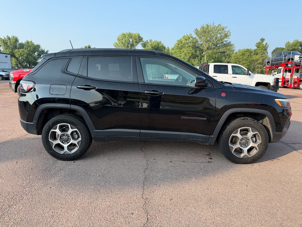Used 2022 Jeep Compass Trailhawk SUV