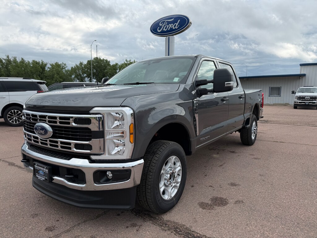New 2026 Ford F-350 Truck Crew Cab
