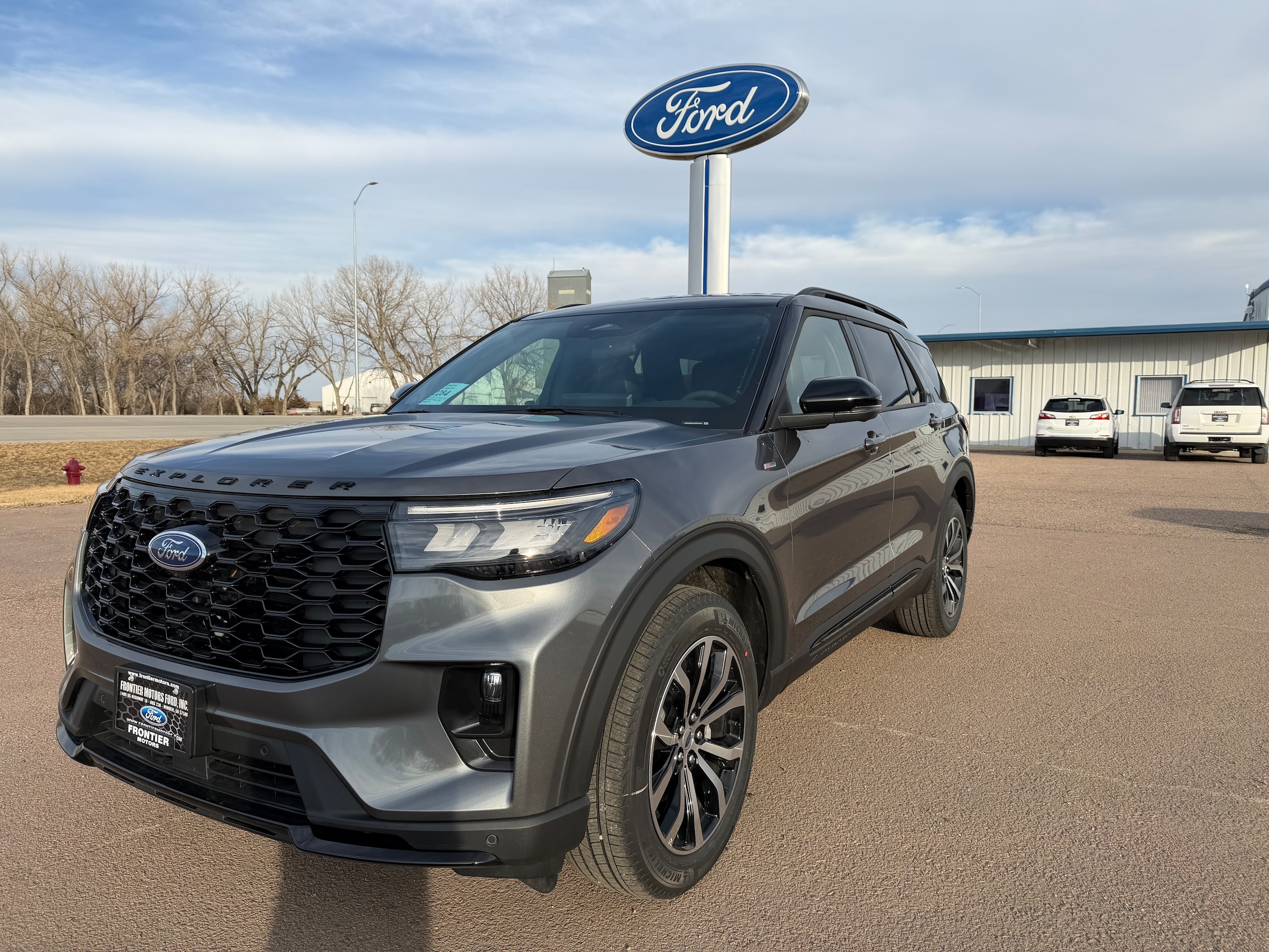 2026 Ford Explorer ST-LINE 4WD's photo