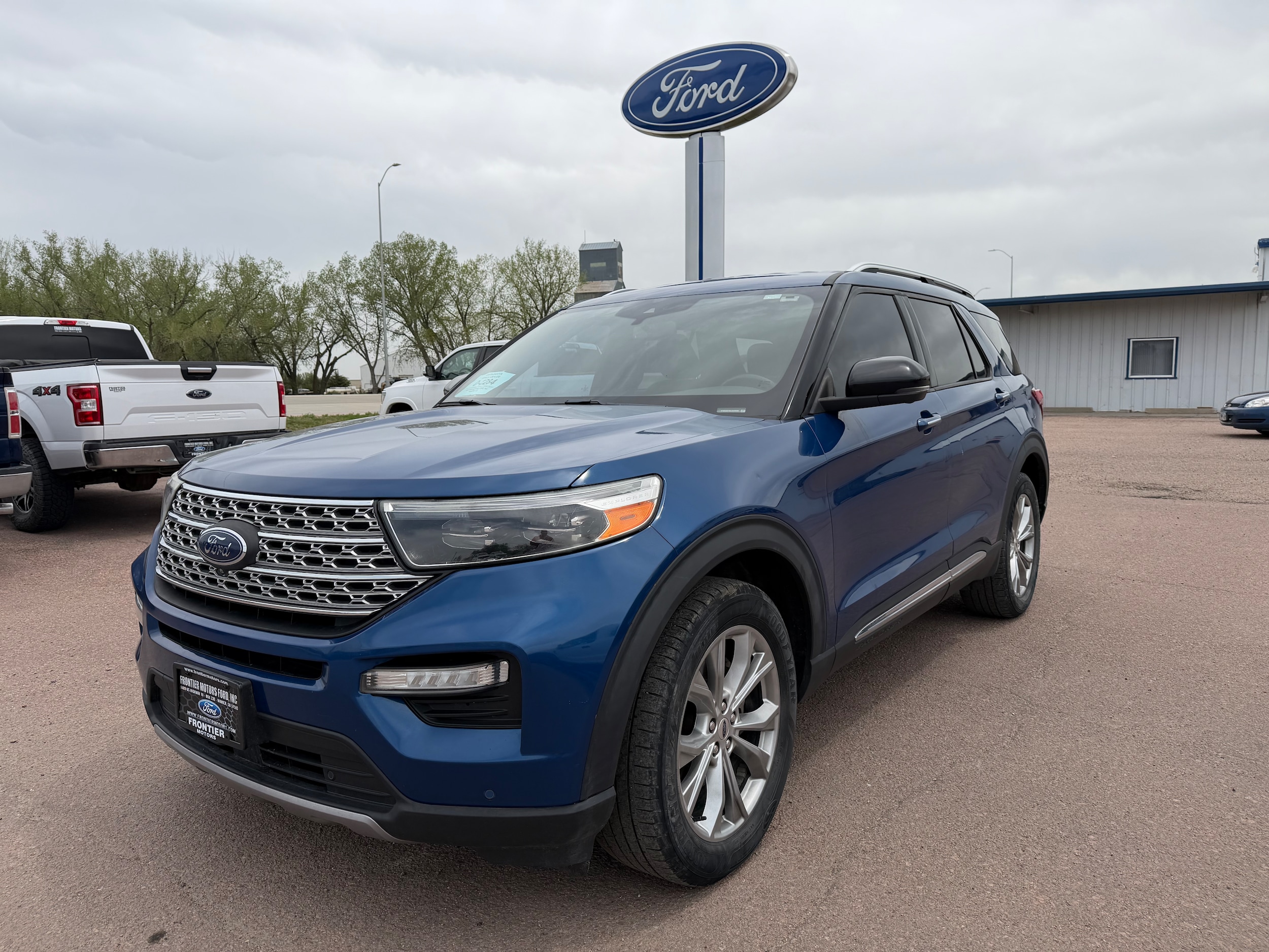 2020 Ford Explorer Limited 4WD's photo