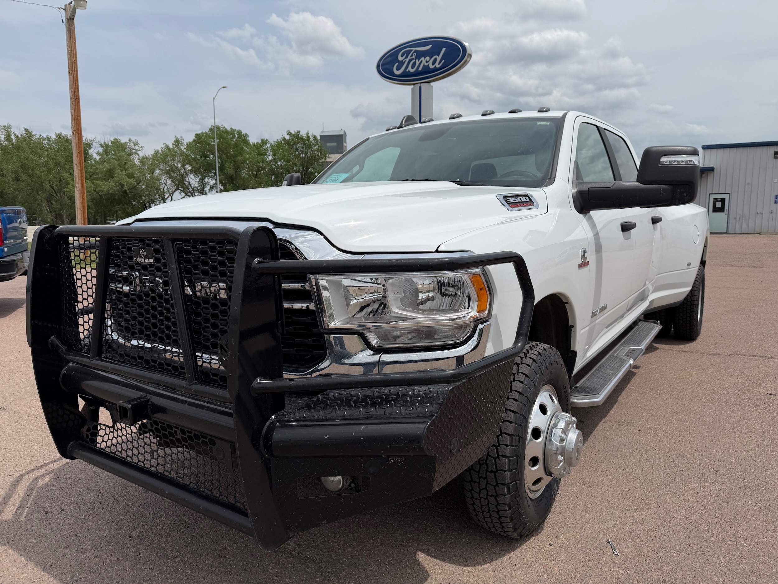 2023 RAM 3500 Big Horn 4X4 Crew Cab LWB's photo