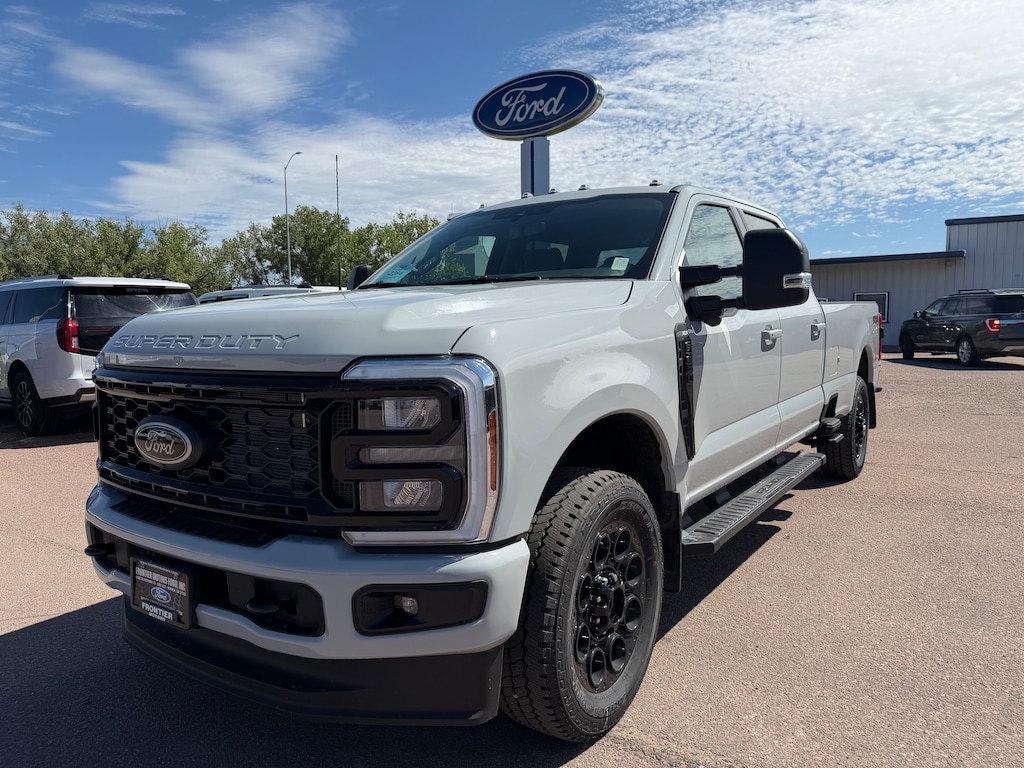 New 2026 Ford F-250 XLT Long Box Truck Crew Cab