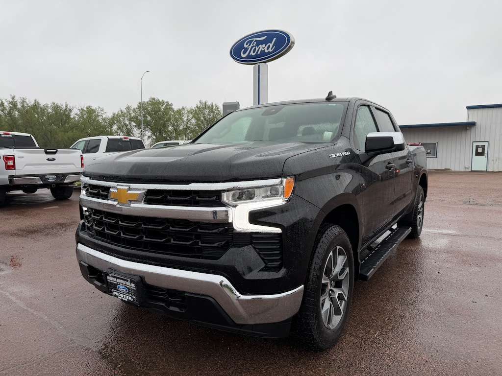 Used 2024 Chevrolet Silverado 1500 LT Truck Crew Cab