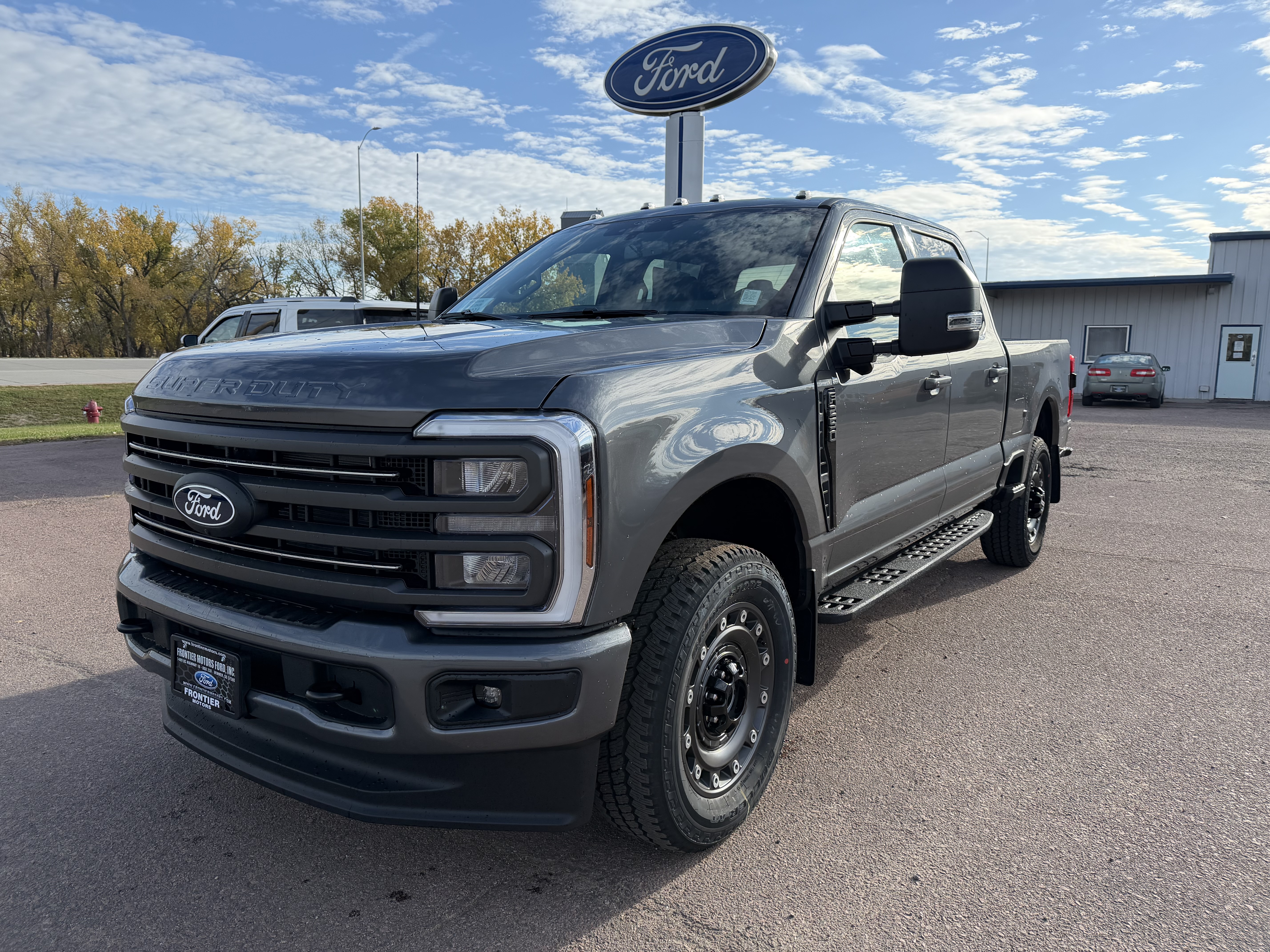 2027 Ford F-250 XLT Carhartt Edition Truck Crew Cab