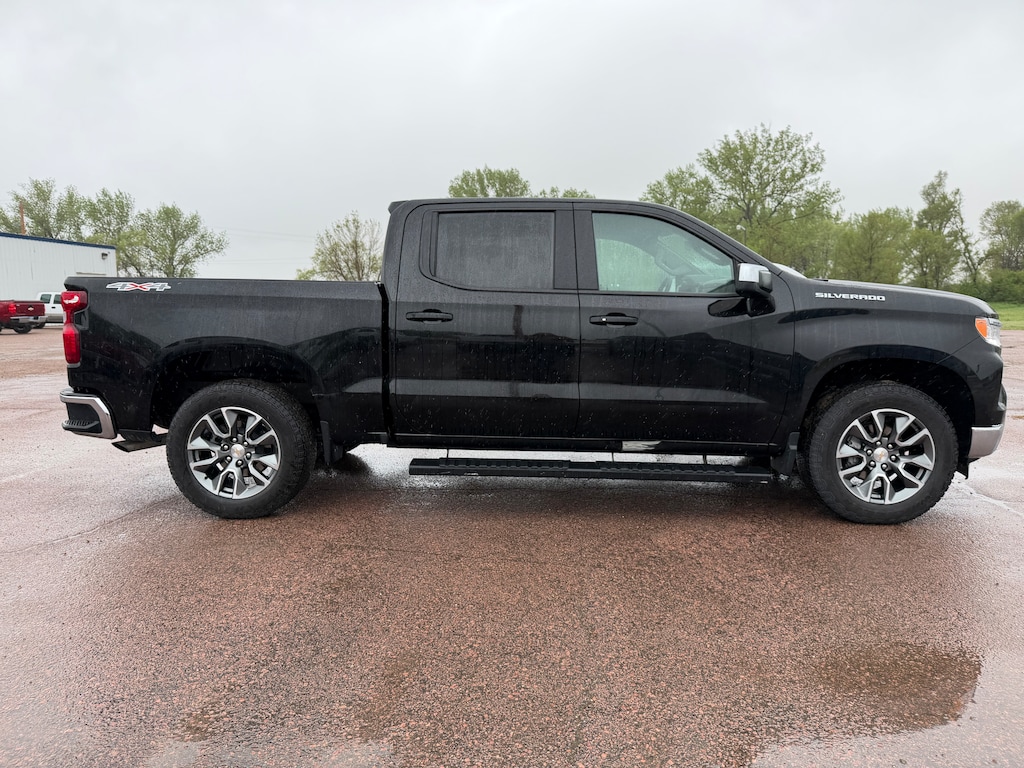 Used 2024 Chevrolet Silverado 1500 LT Truck Crew Cab