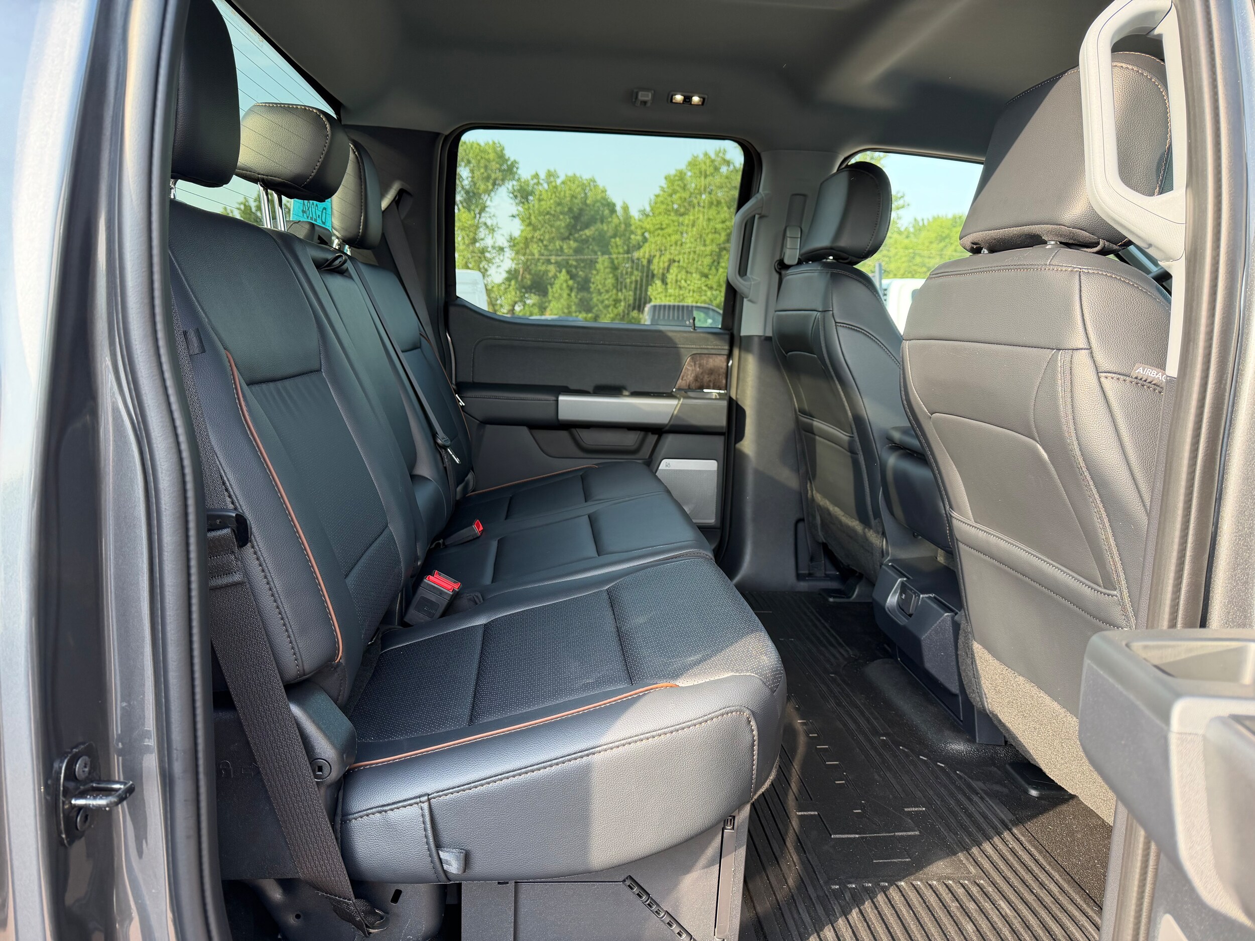2026 Ford F-350 Super Duty Lariat - Photo 24