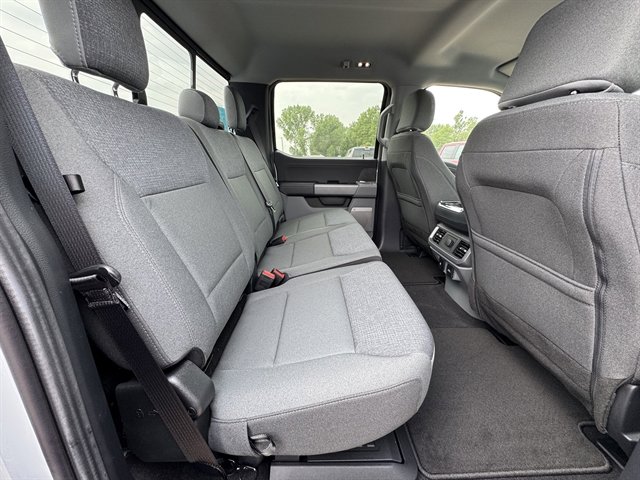 2025 Ford F-150 XLT - Photo 12