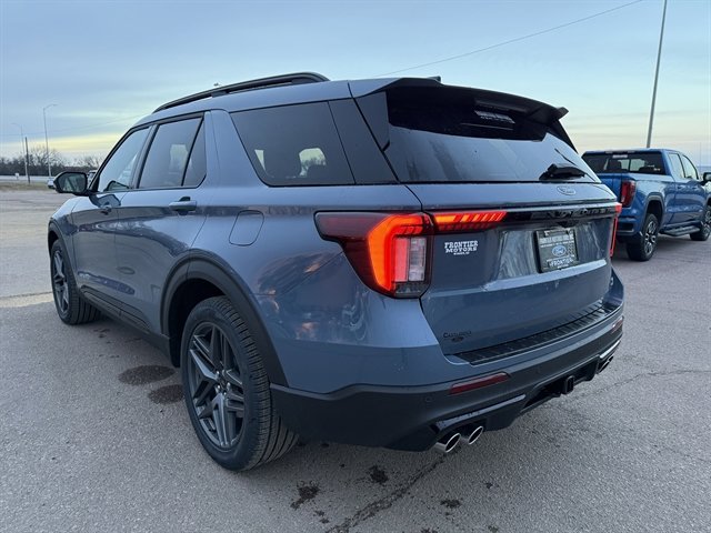 2026 Ford Explorer ST - Photo 7