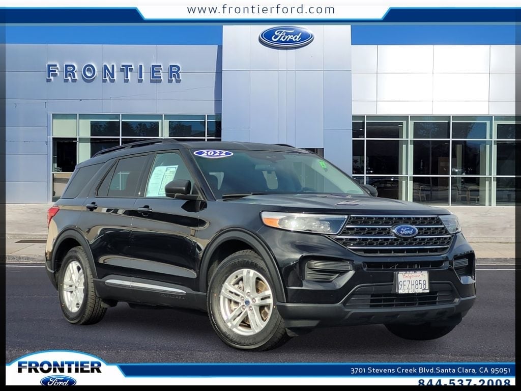 2022 Ford Explorer XLT's photo