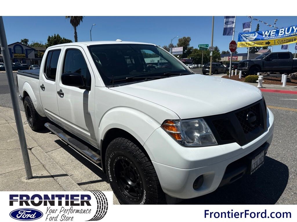 Used 2017 Nissan Frontier SV Truck Crew Cab
