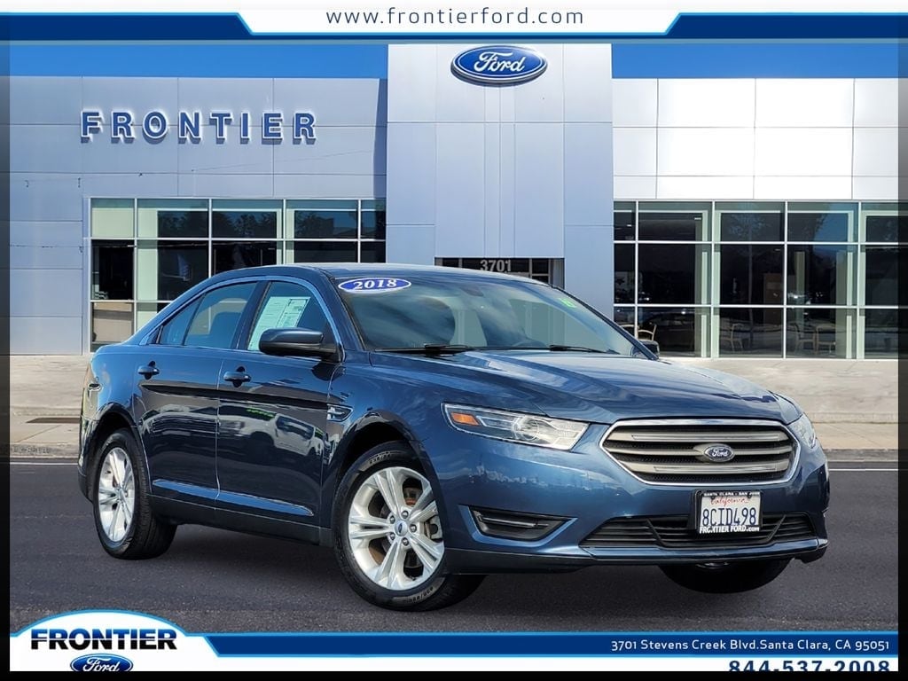 2018 Ford Taurus SEL's photo