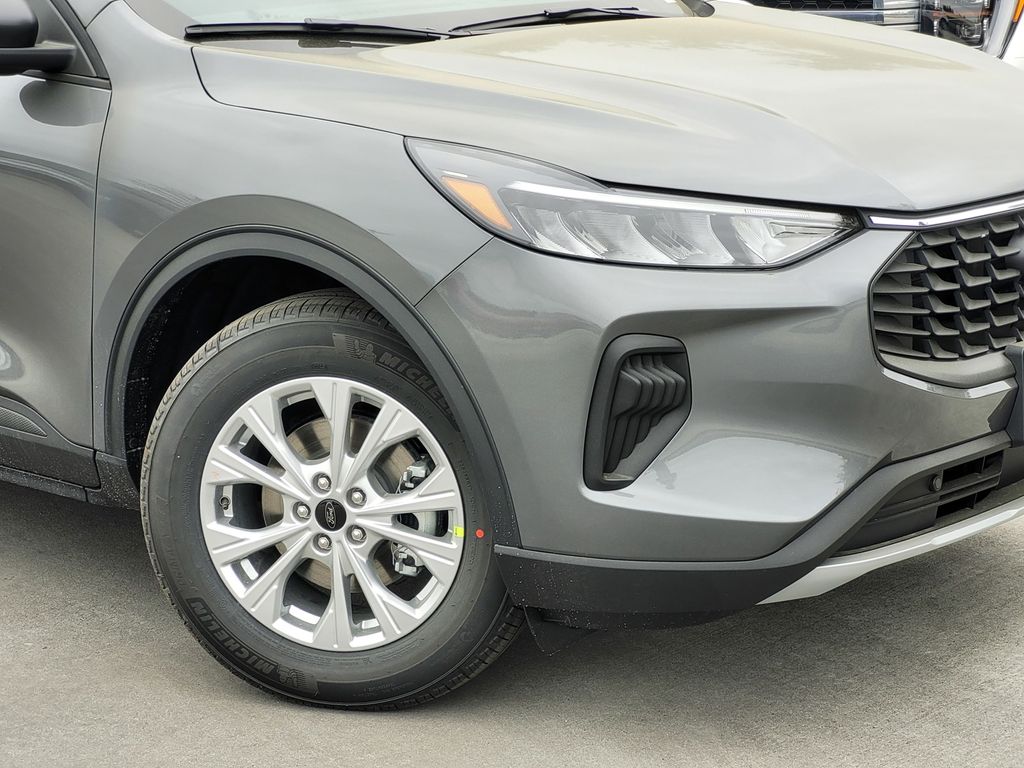 2025 Ford Escape Active photo 3